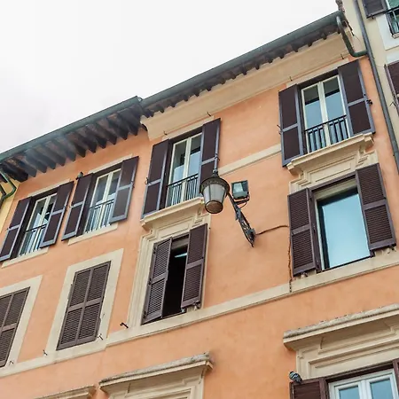 Lägenhet Elegantis Dimora Dell'architetto In Campo De' Fiori With Private Terrace *