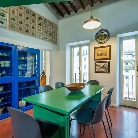 Lägenhet Elegantis Dimora Dell'architetto In Campo De' Fiori With Private Terrace *