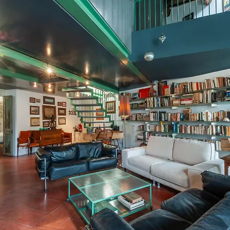 Lägenhet Elegantis Dimora Dell'architetto In Campo De' Fiori With Private Terrace Rom