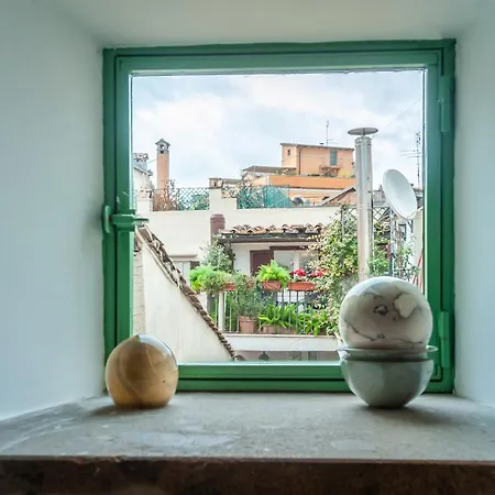 Lägenhet Elegantis Dimora Dell'architetto In Campo De' Fiori With Private Terrace *